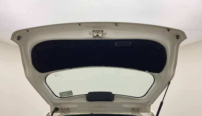 2014 Toyota Etios Liva G, Petrol, Manual, 31,691 km, Boot Door Open