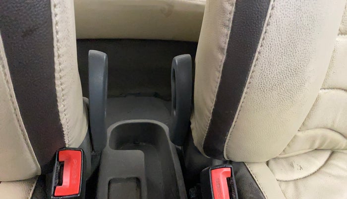 2013 Hyundai i10 SPORTZ 1.2 AT, Petrol, Automatic, 1,00,495 km, Driver Side Adjustment Panel