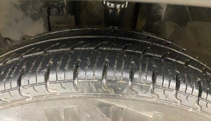 2018 Renault Kwid RXT 1.0, Petrol, Manual, 74,341 km, Left Front Tyre Tread