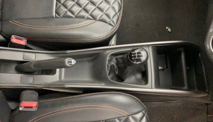 2021 Maruti Baleno ZETA PETROL 1.2, Petrol, Manual, 71,845 km, Gear Lever