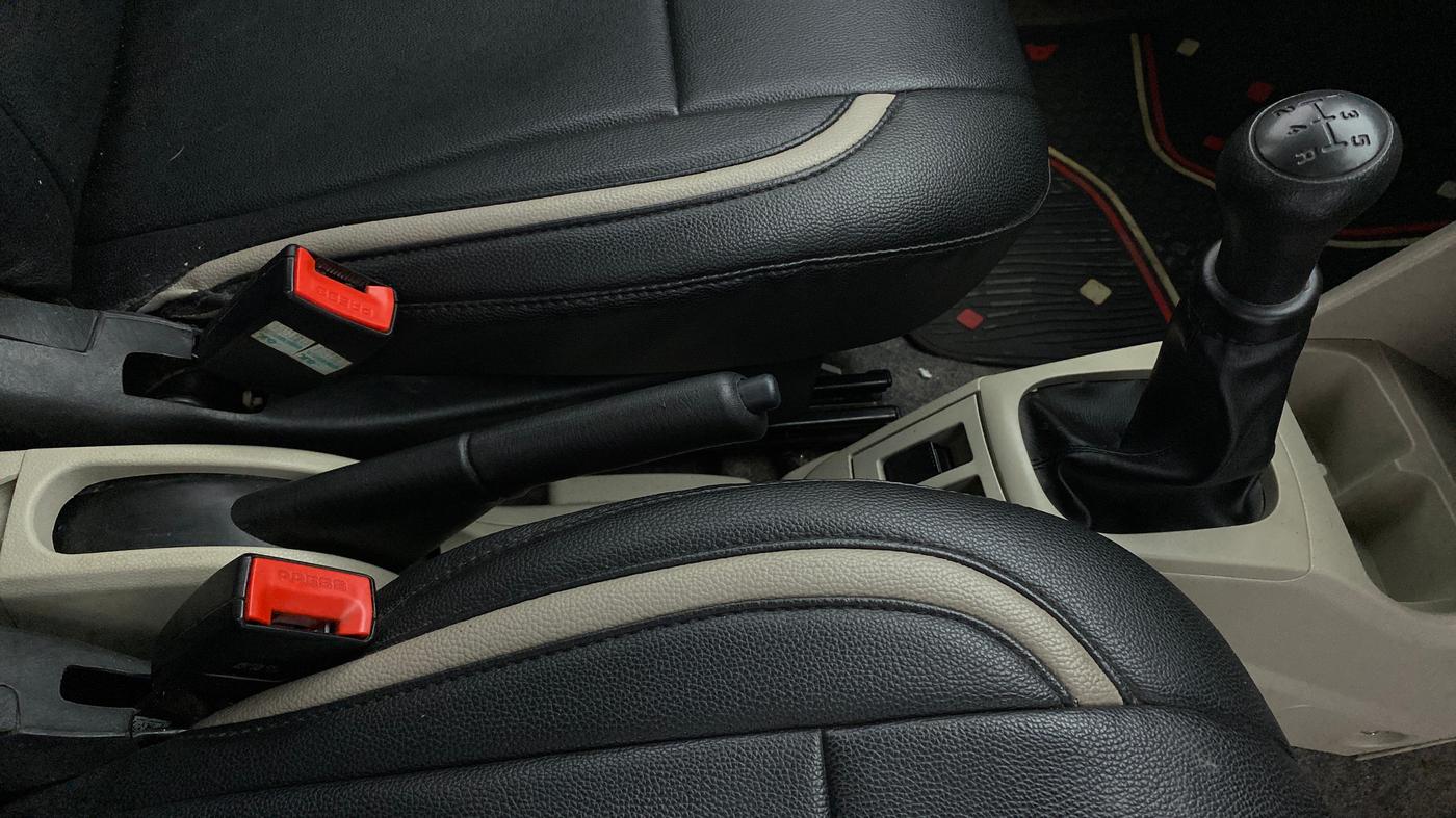 2019 Maruti Alto VXI, Petrol, Manual, 35,989 km, Gear Lever