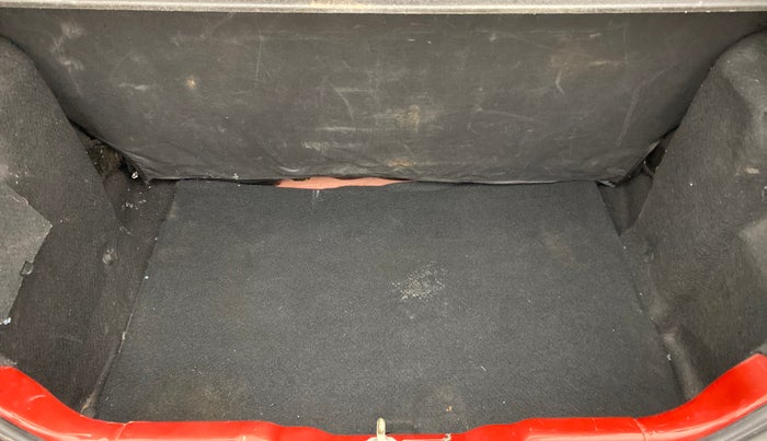 2018 Tata Tiago XZ PETROL, Petrol, Manual, 27,473 km, Boot Inside