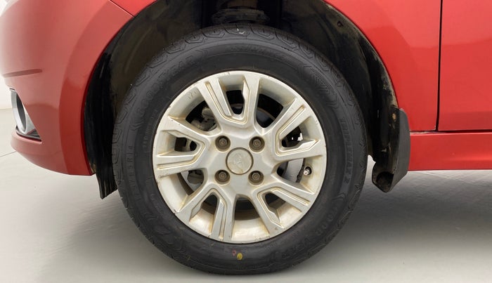 2018 Tata Tiago XZ PETROL, Petrol, Manual, 27,473 km, Left Front Wheel
