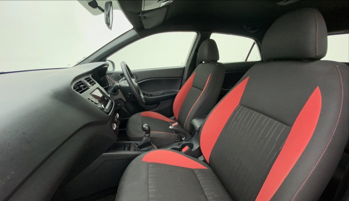 2019 Hyundai Elite i20 1.2 SPORTZ PLUS DUAL TONE VTVT, Petrol, Manual, 29,191 km, Right Side Front Door Cabin