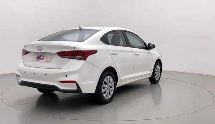 2018 Hyundai Verna 1.4 E PETROL, Petrol, Manual, 27,312 km, Right Back Diagonal