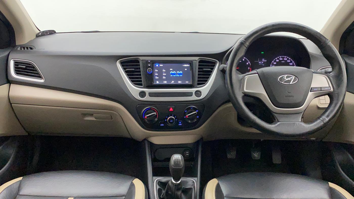 2018 Hyundai Verna 1.4 E PETROL, Petrol, Manual, 27,312 km, Dashboard