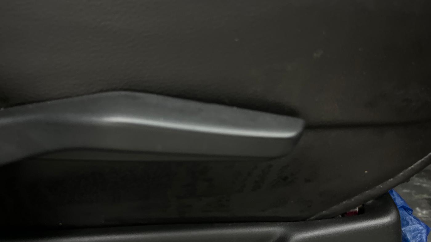 2022 Maruti XL6 ZETA MT, Petrol, Manual, 81,177 km, Driver Side Adjustment Panel