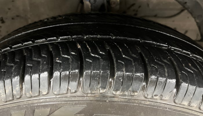 2022 Maruti XL6 ZETA MT, Petrol, Manual, 81,177 km, Right Front Tyre Tread