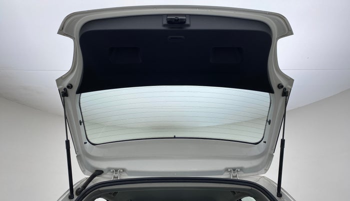 2019 Volkswagen Polo COMFORTLINE 1.0 PETROL, Petrol, Manual, 30,172 km, Boot Door Open