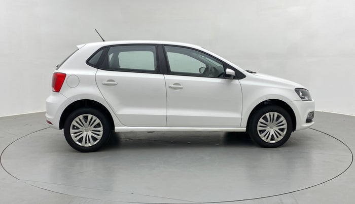 2019 Volkswagen Polo COMFORTLINE 1.0 PETROL, Petrol, Manual, 30,172 km, Right Side View