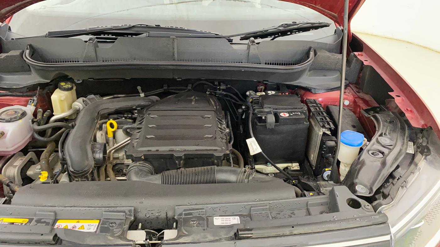 2023 Volkswagen TAIGUN TOPLINE 1.0 TSI AT, Petrol, Automatic, 4,893 km, Engine View - Left