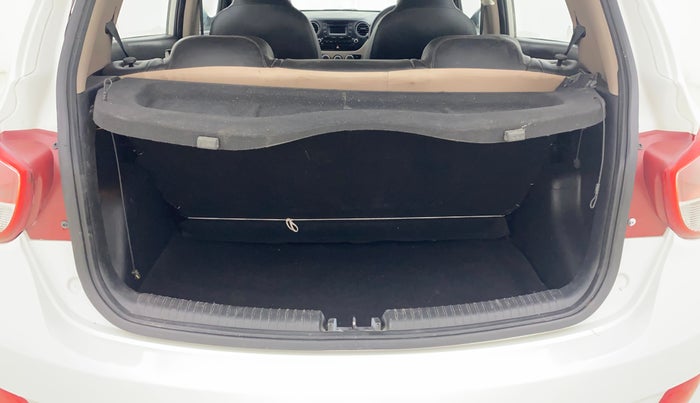 2015 Hyundai Grand i10 SPORTZ 1.2 KAPPA VTVT, Petrol, Manual, 43,941 km, Boot Inside