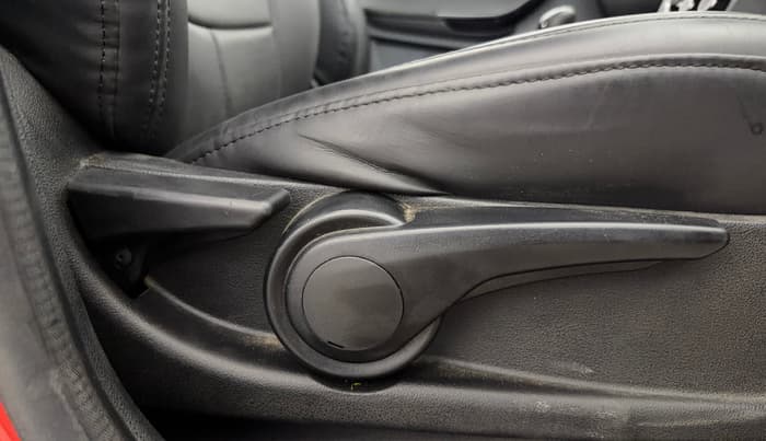 2018 Tata TIGOR XT PETROL, Petrol, Manual, 56,278 km, Driver Side Adjustment Panel