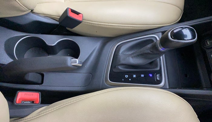 2018 Hyundai Verna 1.6 VTVT SX + AT, Petrol, Automatic, 53,311 km, Gear Lever