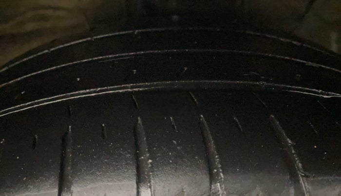 2018 Hyundai Verna 1.6 VTVT SX + AT, Petrol, Automatic, 53,311 km, Right Front Tyre Tread