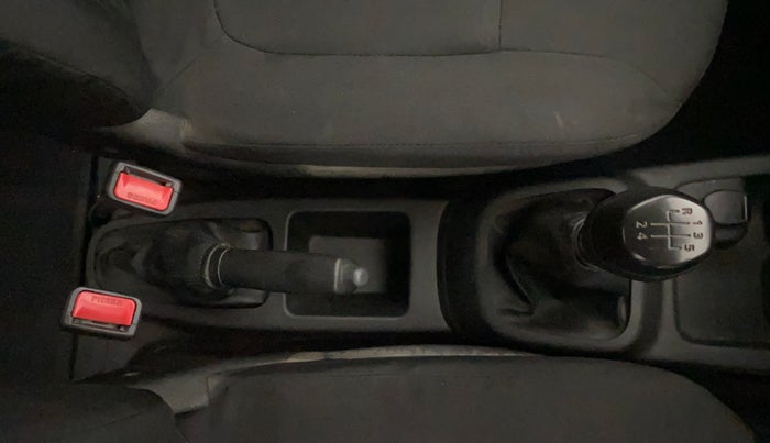 2017 Renault Kwid RXL, Petrol, Manual, 59,460 km, Gear Lever