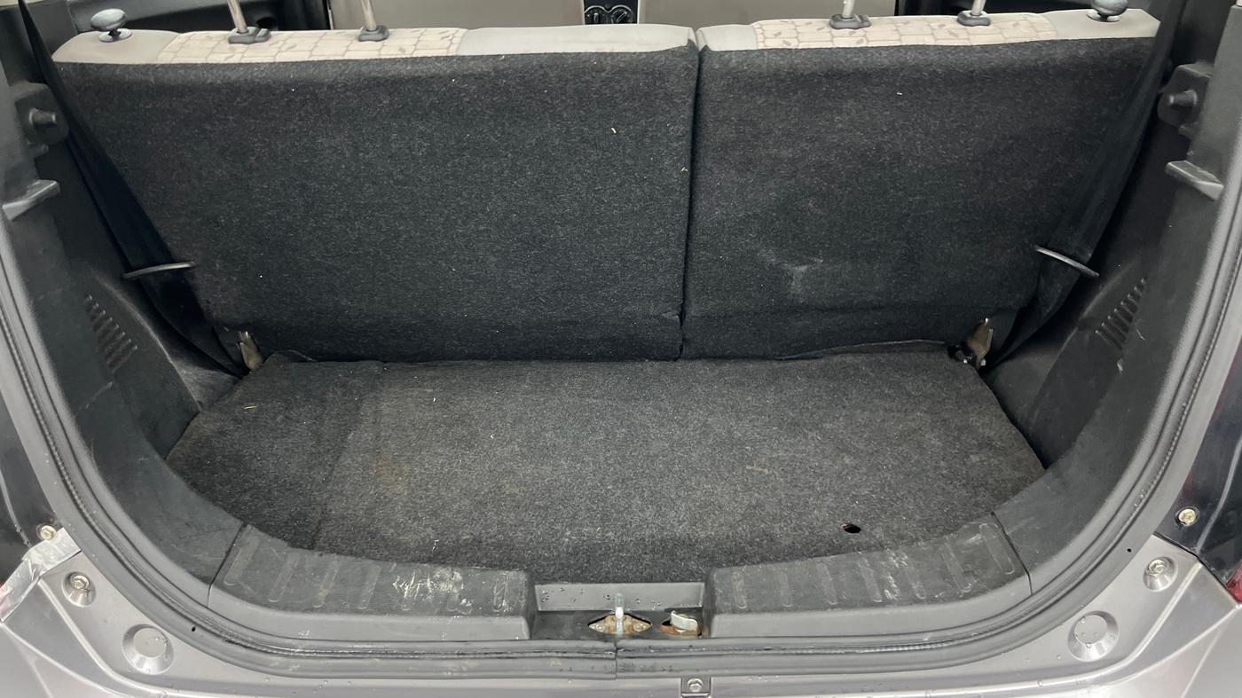 2016 Maruti Wagon R 1.0 VXI, Petrol, Manual, 65,016 km, Boot Inside