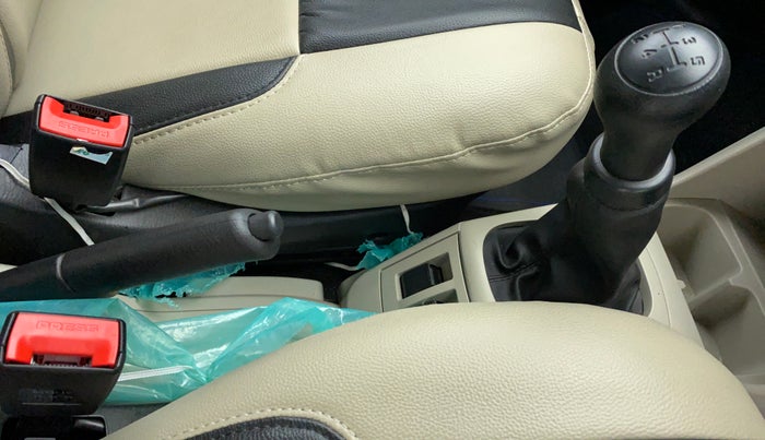 2022 Maruti Alto VXI, Petrol, Manual, 2,892 km, Gear Lever