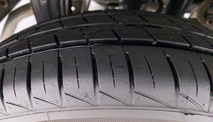 2022 Maruti Alto VXI, Petrol, Manual, 2,892 km, Right Rear Tyre Tread