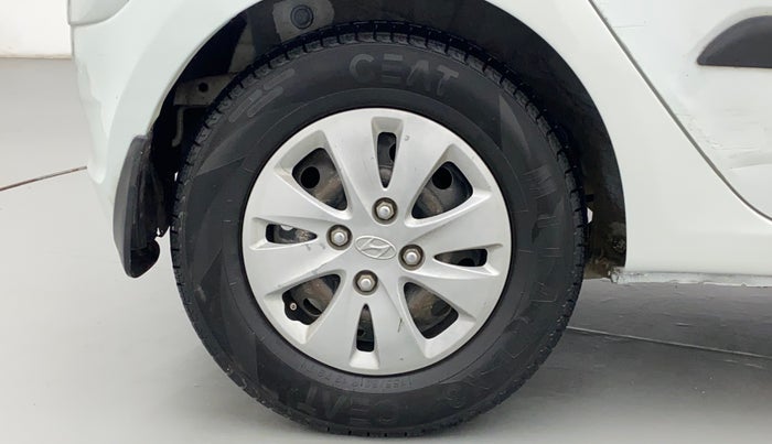 2013 Hyundai i10 MAGNA 1.1, Petrol, Manual, 86,006 km, Right Rear Wheel