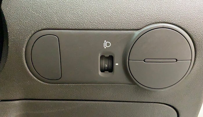 2013 Hyundai i10 MAGNA 1.1, Petrol, Manual, 86,006 km, Dashboard - Headlight height adjustment not working