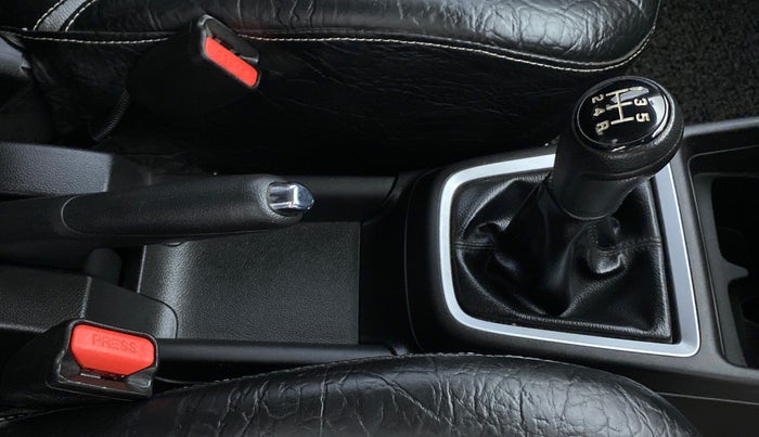 2020 Maruti Swift VXI, Petrol, Manual, 25,434 km, Gear Lever