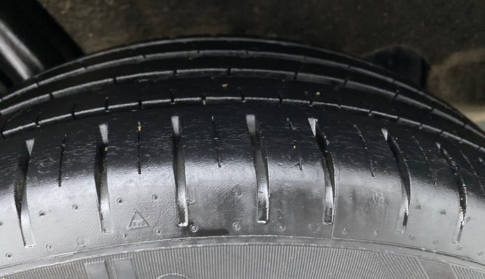 2020 Maruti Baleno ZETA PETROL 1.2, Petrol, Manual, 28,045 km, Right Rear Tyre Tread