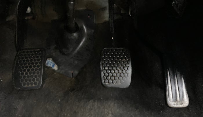 2014 Maruti Alto 800 LXI, Petrol, Manual, 62,787 km, Pedals