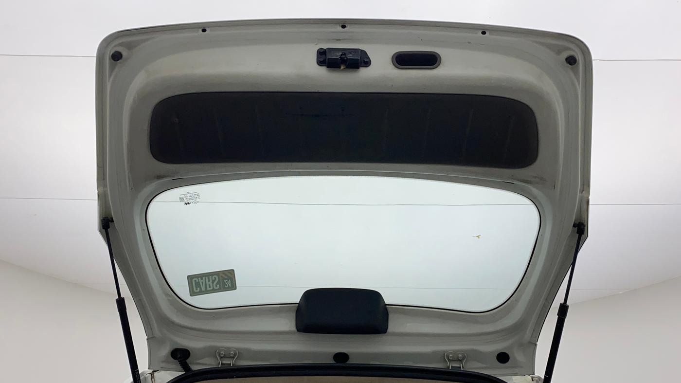 2011 Hyundai i10 MAGNA 1.1, CNG, Manual, 1,03,582 km, Boot Door Open