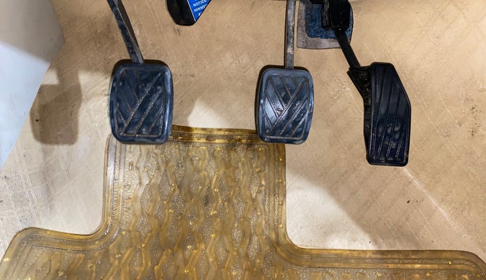 2018 Maruti Dzire VXI, Petrol, Manual, 67,835 km, Pedals