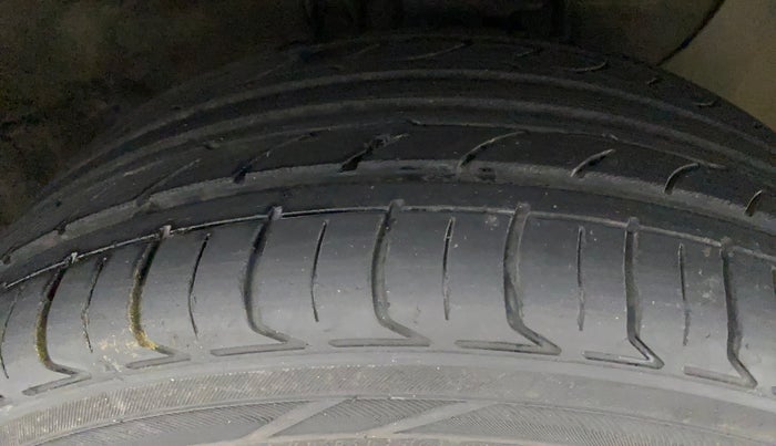 2016 Hyundai i20 Active 1.4 SX, Diesel, Manual, 75,541 km, Right Front Tyre Tread