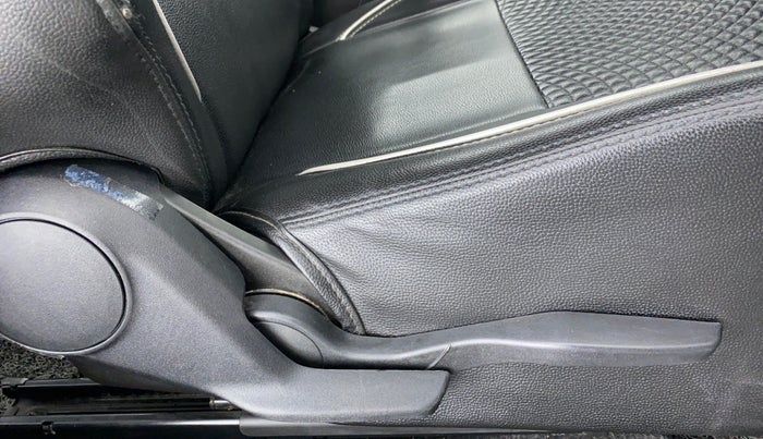 2019 Maruti Baleno ZETA 1.2 K12, Petrol, Manual, 26,738 km, Driver Side Adjustment Panel