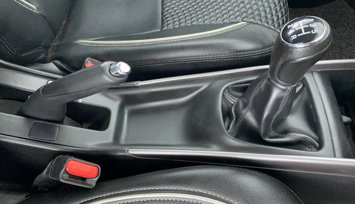 2019 Maruti Baleno ZETA 1.2 K12, Petrol, Manual, 26,738 km, Gear Lever