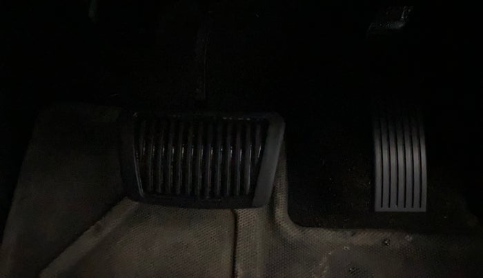 2024 Hyundai VENUE S (O) 1.0 Turbo Petrol DCT, Petrol, Automatic, 15,043 km, Pedals