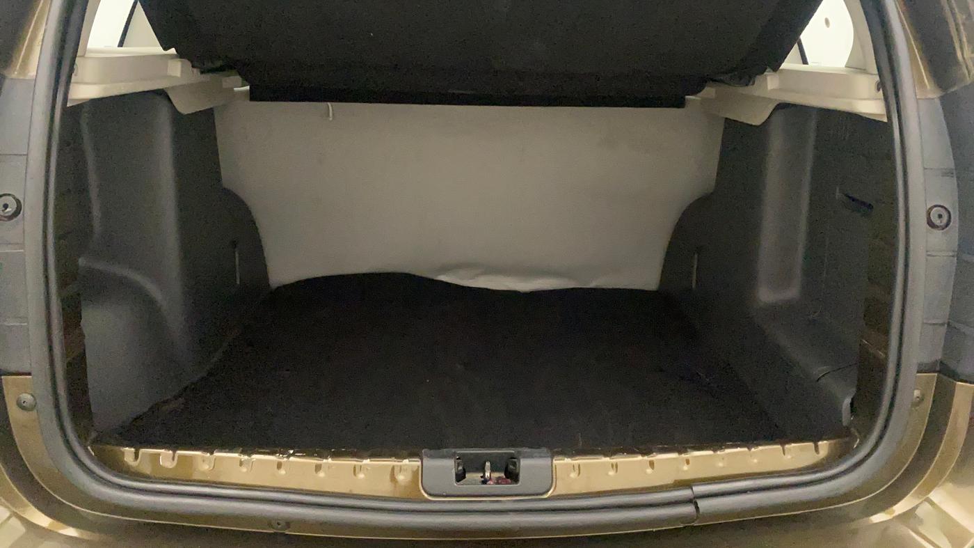 2015 Renault Duster 85 PS RXL DIESEL, Diesel, Manual, 42,563 km, Boot Inside