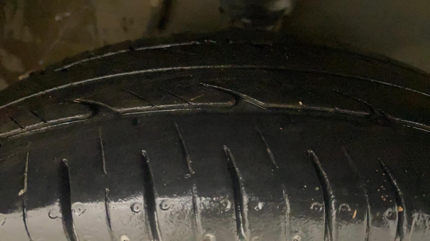 2016 Maruti Alto 800 LXI, Petrol, Manual, 50,183 km, Right Front Tyre Tread