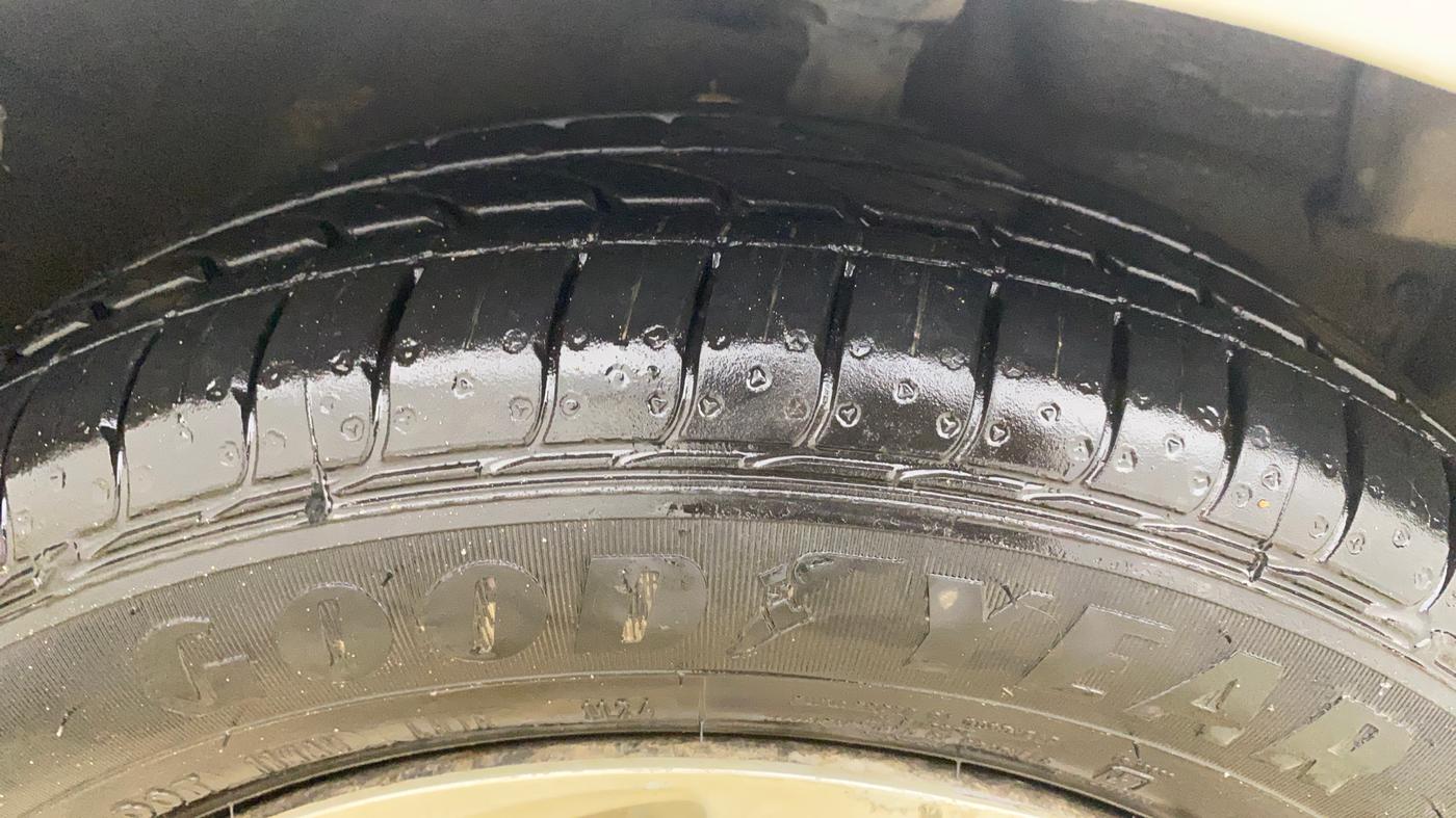 2016 Maruti Celerio ZXI AMT, Petrol, Automatic, 95,209 km, Right Front Tyre Tread