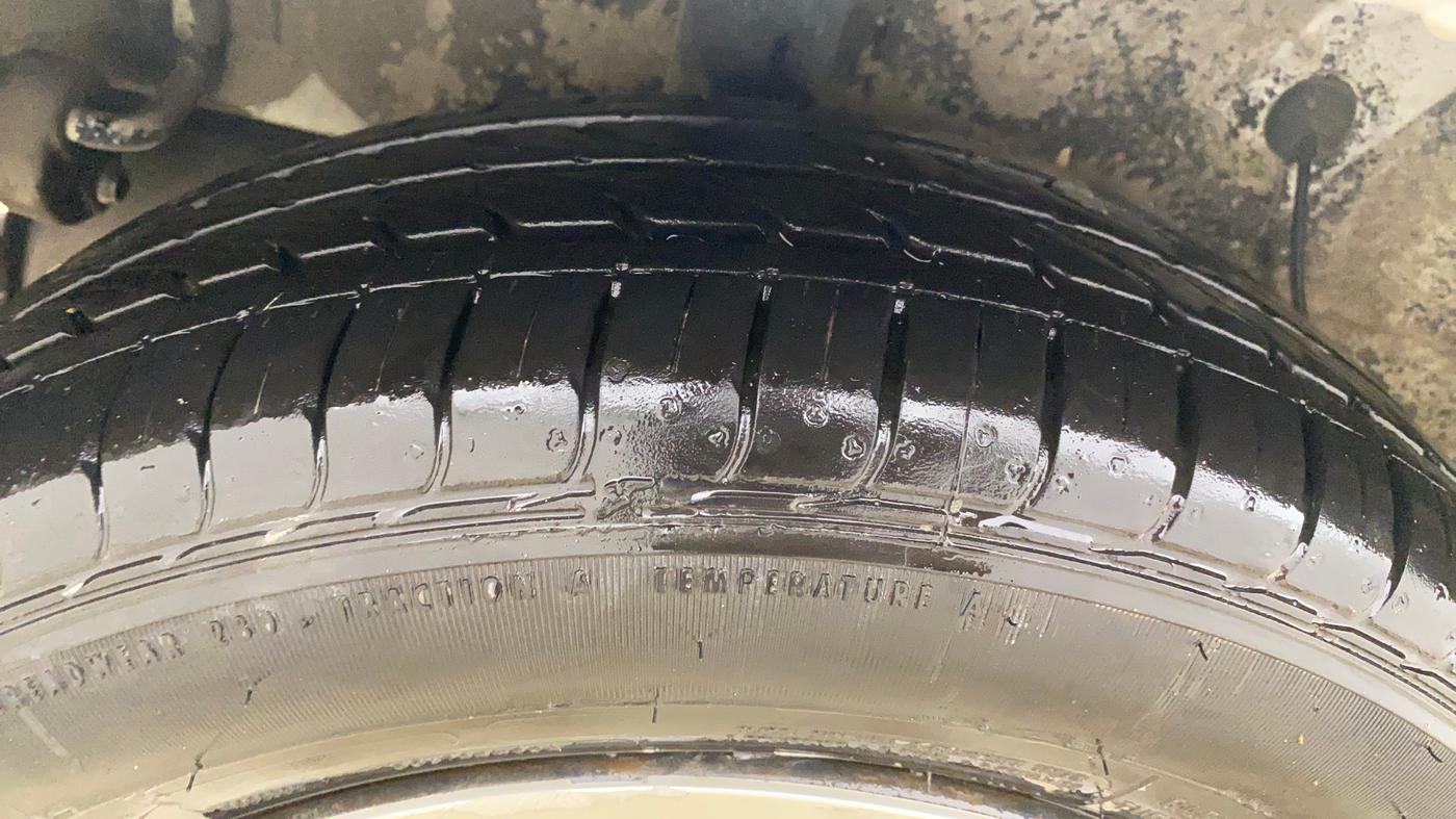 2016 Maruti Celerio ZXI AMT, Petrol, Automatic, 95,209 km, Right Rear Tyre Tread