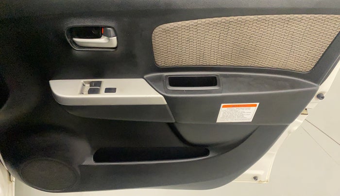 2014 Maruti Wagon R 1.0 LXI CNG, CNG, Manual, 83,278 km, Driver Side Door Panels Control