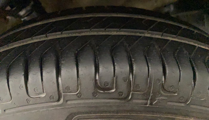 2014 Maruti Wagon R 1.0 LXI CNG, CNG, Manual, 83,278 km, Left Rear Tyre Tread