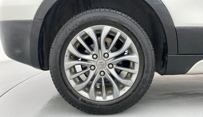 2017 Maruti S Cross ZETA 1.3, Diesel, Manual, 60,130 km, Right Rear Wheel