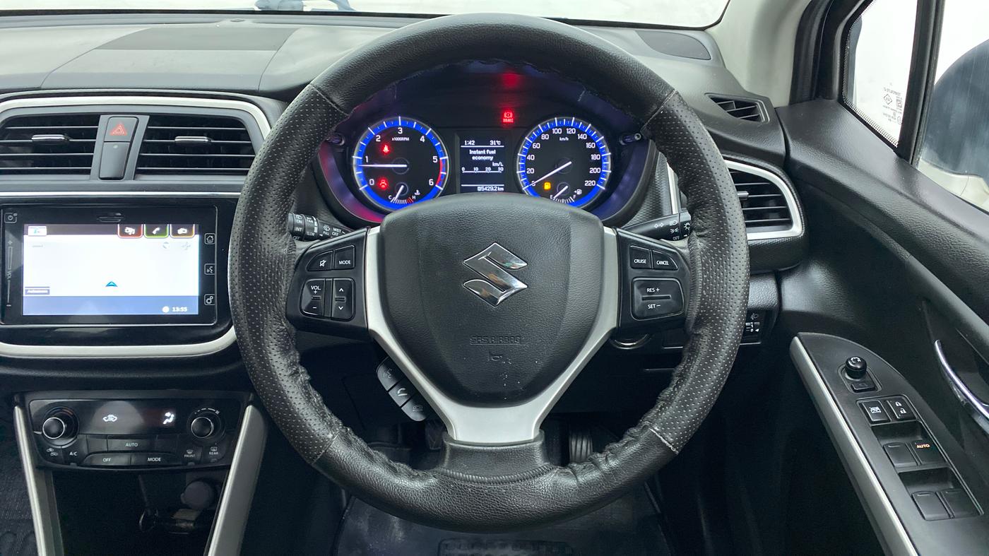 2017 Maruti S Cross ZETA 1.3, Diesel, Manual, 60,130 km, Steering Wheel Close Up