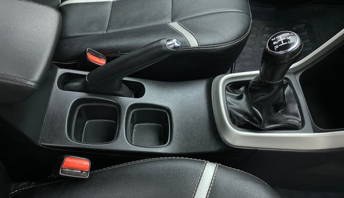 2017 Maruti S Cross ZETA 1.3, Diesel, Manual, 60,130 km, Gear Lever