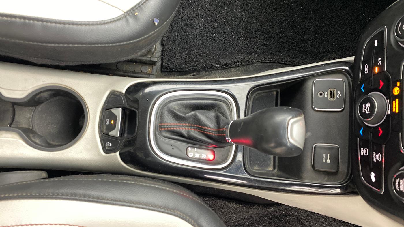 2018 Jeep Compass LIMITED 1.4 PETROL AT, Petrol, Automatic, 75,835 km, Gear Lever
