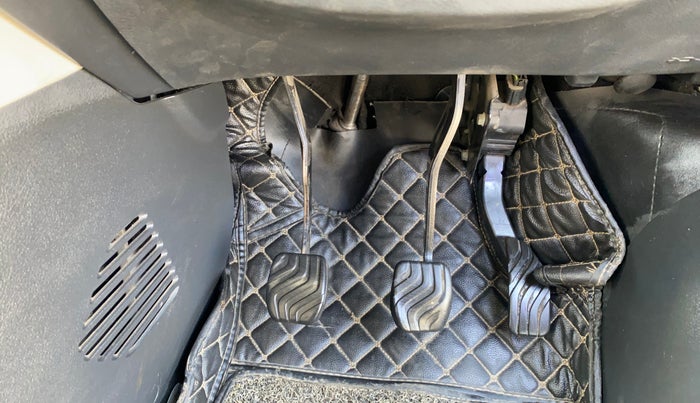 2021 Nissan MAGNITE XV MT, Petrol, Manual, 40,552 km, Pedals