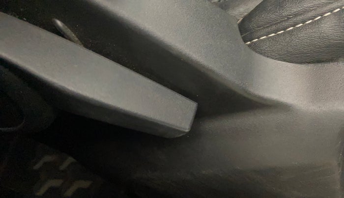 2022 Tata PUNCH ADVENTURE MT, Petrol, Manual, 34,636 km, Driver Side Adjustment Panel