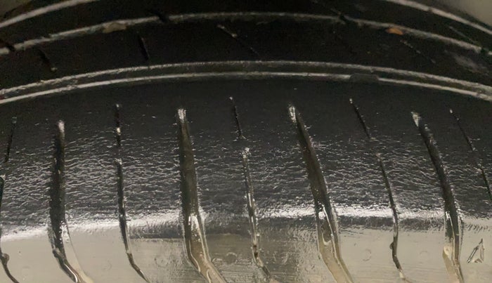 2022 Tata PUNCH ADVENTURE MT, Petrol, Manual, 34,636 km, Left Rear Tyre Tread