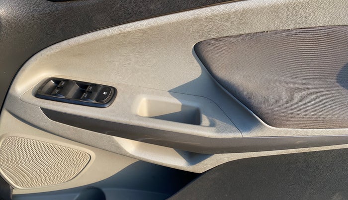 2013 Ford Ecosport TREND 1.5L DIESEL, Diesel, Manual, 90,829 km, Driver Side Door Panels Control