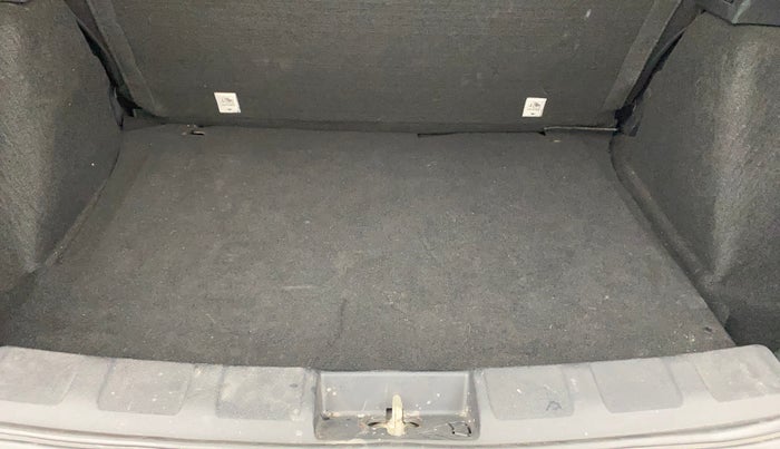 2020 Tata NEXON XM SUNROOF PETROL, Petrol, Manual, 38,775 km, Boot Inside