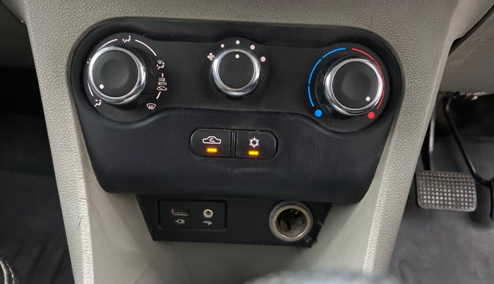 2017 Tata Tiago XZA PETROL, Petrol, Automatic, 28,739 km, AC Unit - Car heater not working